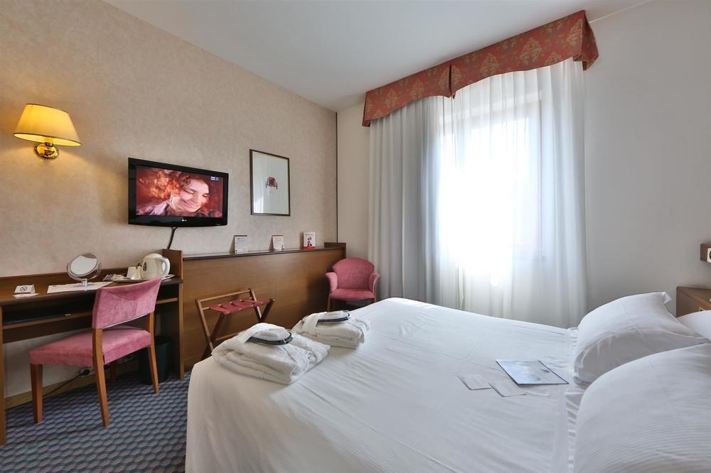 Best Western Hotel Cristallo Rovigo Ngoại thất bức ảnh